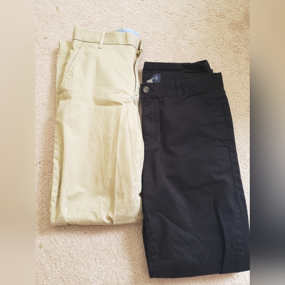 2 pants, 3 shorts (as a bundle)